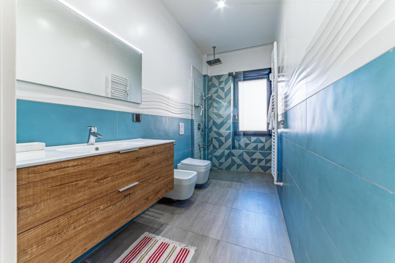 Cozy And Design Rome - Metro Malatesta Apartment Bagian luar foto